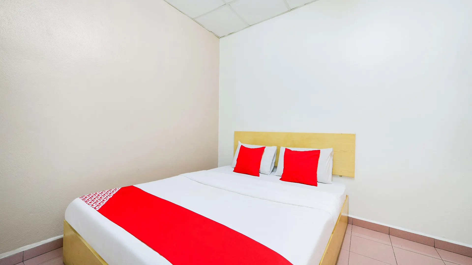 Oyo 89461 Cp Hotel Butterworth
