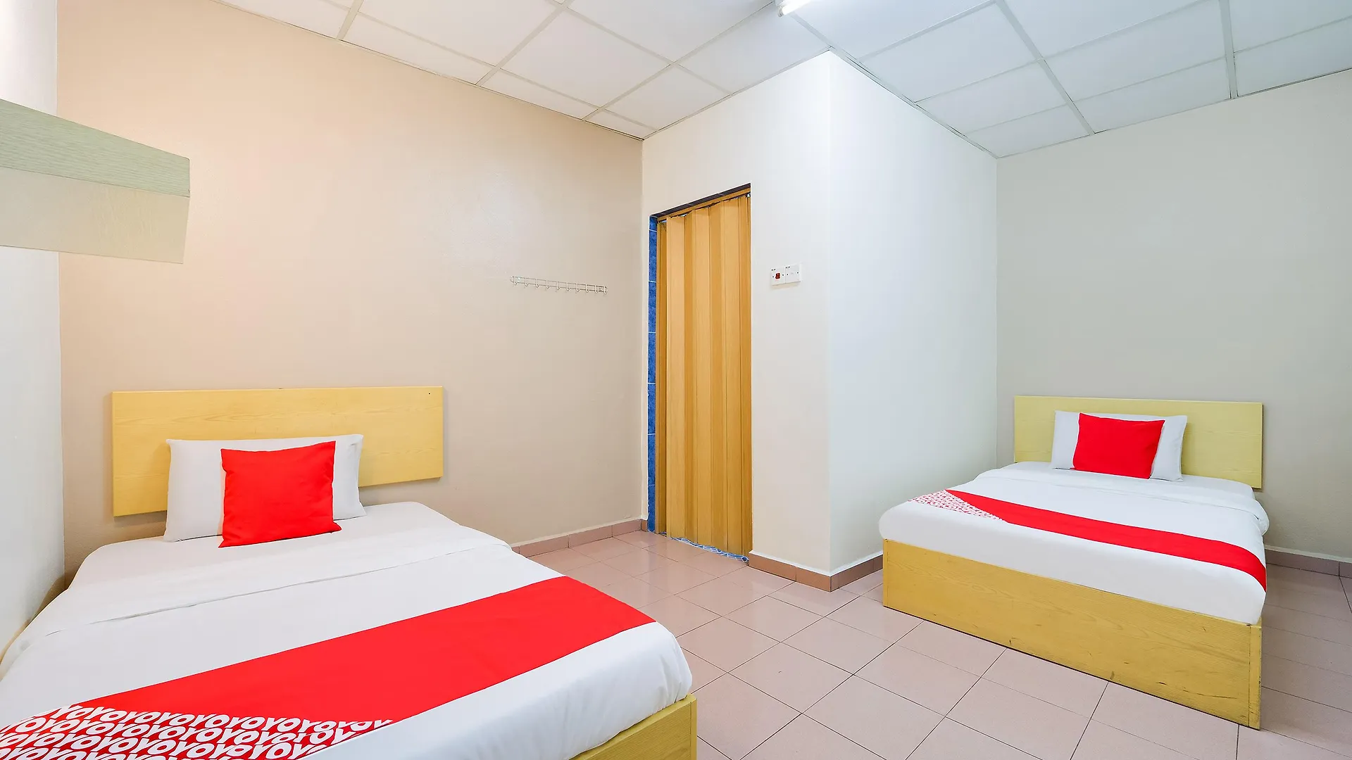 Oyo 89461 Cp Hotel Butterworth